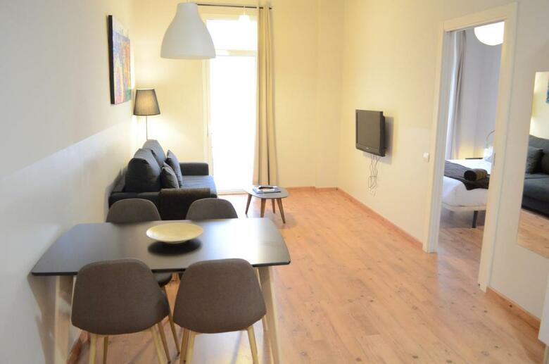 Poble Sec Apartments