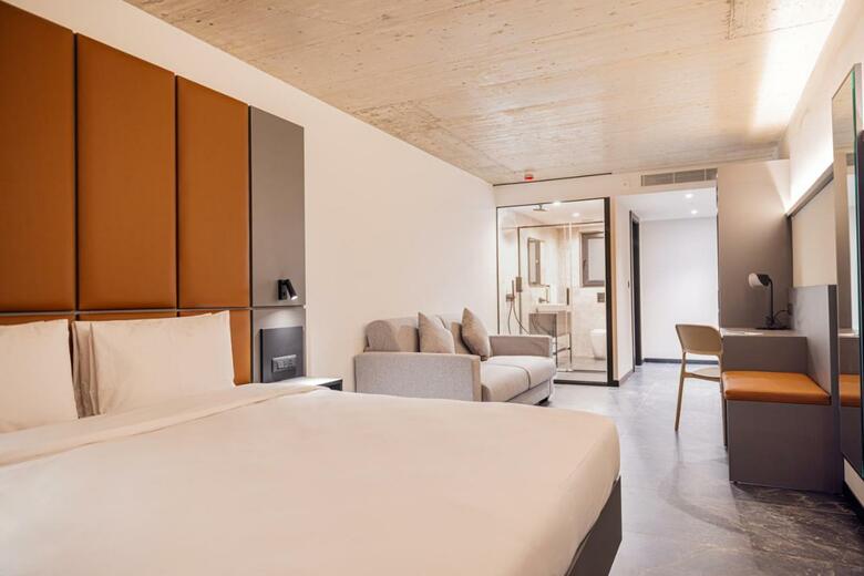 The Londoner Hotel St. Julian's