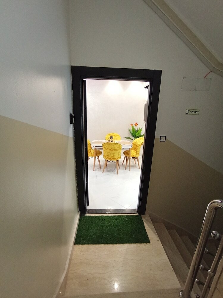 Aphrodite Apartment