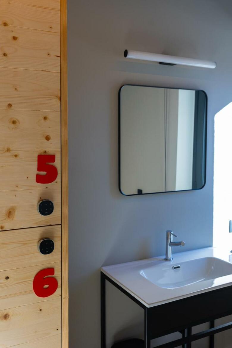 Ky Mountain Hostel Arinsal
