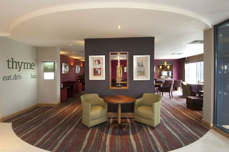 Hotel Premier Inn Heathrow Airport Terminal 5