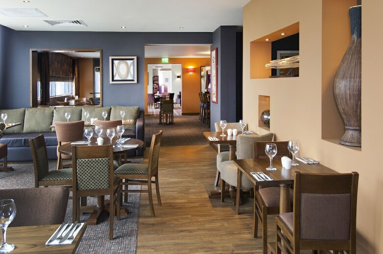 Hotel Premier Inn Heathrow Airport Terminal 5