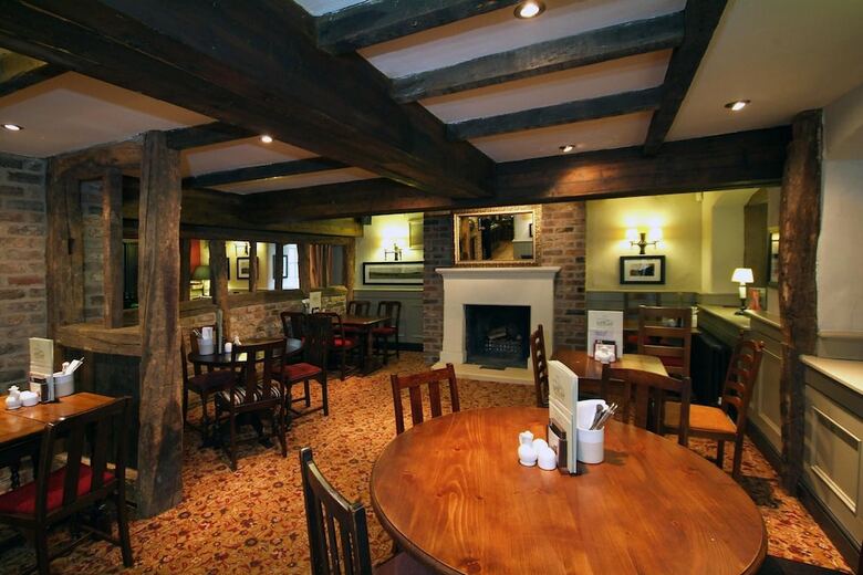 Hotel Premier Inn Huddersfield North