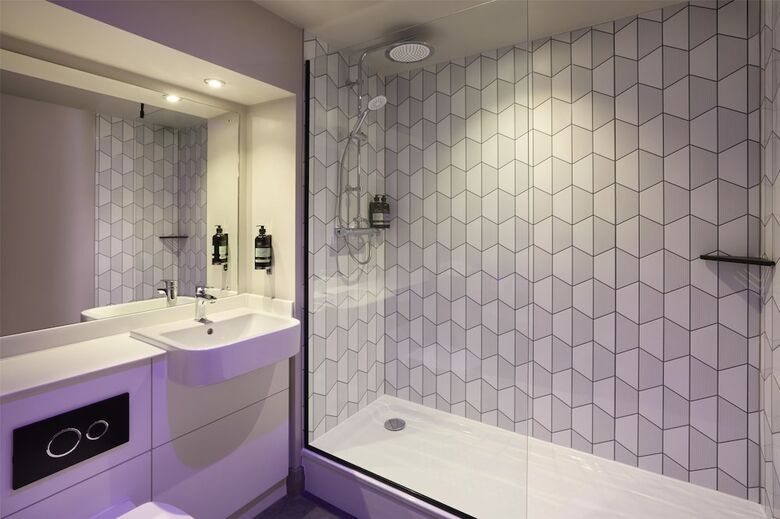 Hotel Premier Inn Bridgend Central