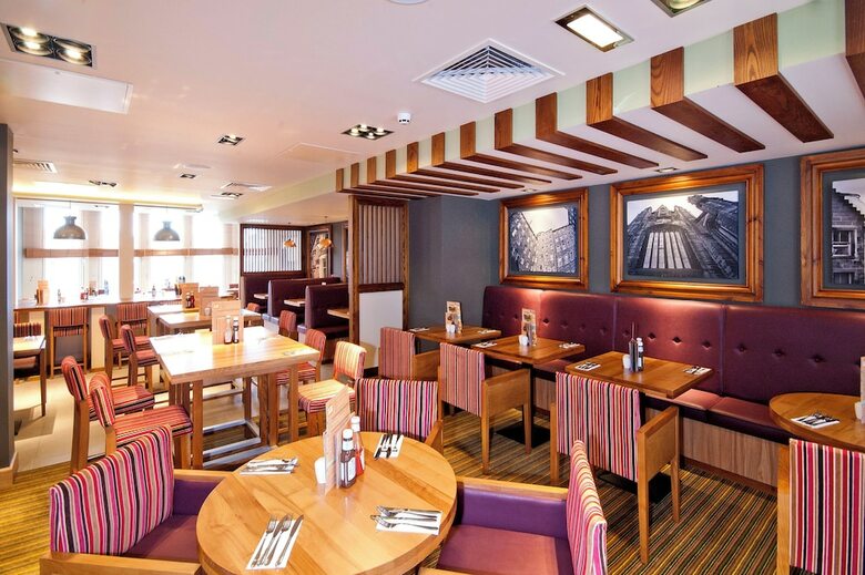 Hotel Premier Inn Edinburgh - Princes Street
