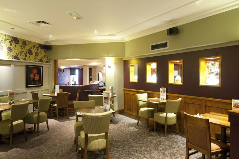Hotel Premier Inn Glasgow Airport