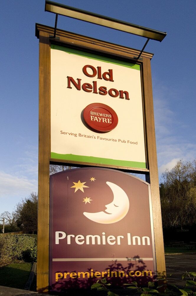 Hotel Premier Inn Stroud