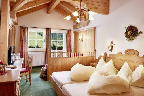 Landhotel Hauserbauer