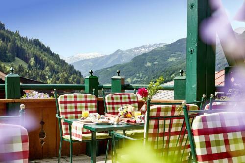 Landhotel Hauserbauer