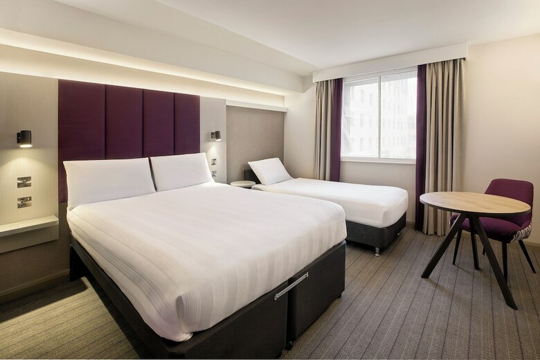 Hotel Premier Inn Dunstable / Luton
