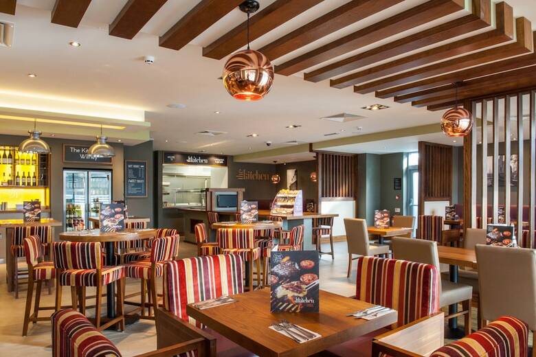 Hotel Premier Inn Witney