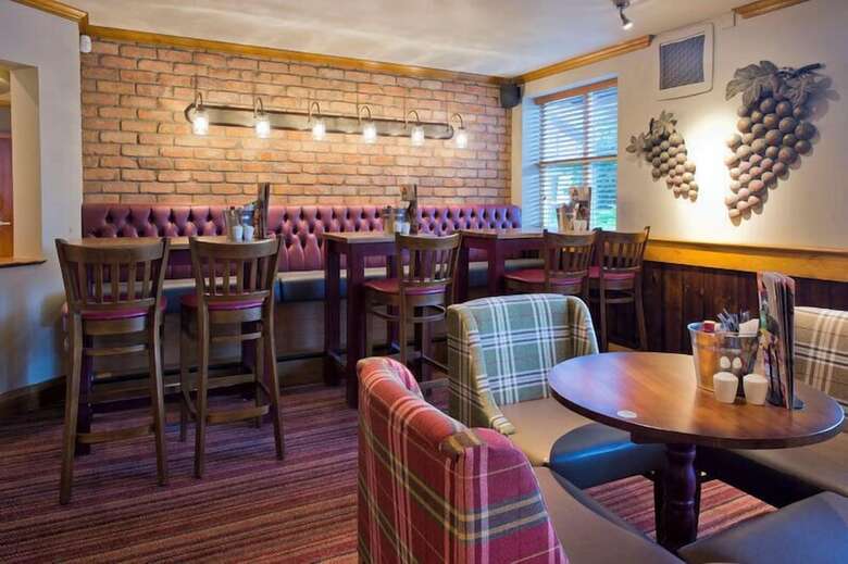 Hotel Premier Inn Swansea North