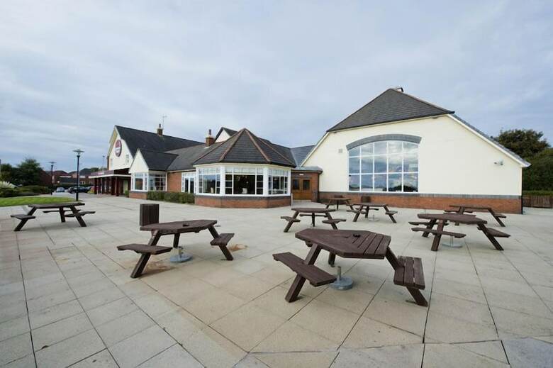Hotel Premier Inn Newcastle Under Lyme