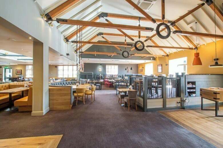 Hotel Premier Inn Swindon West - M4 J16