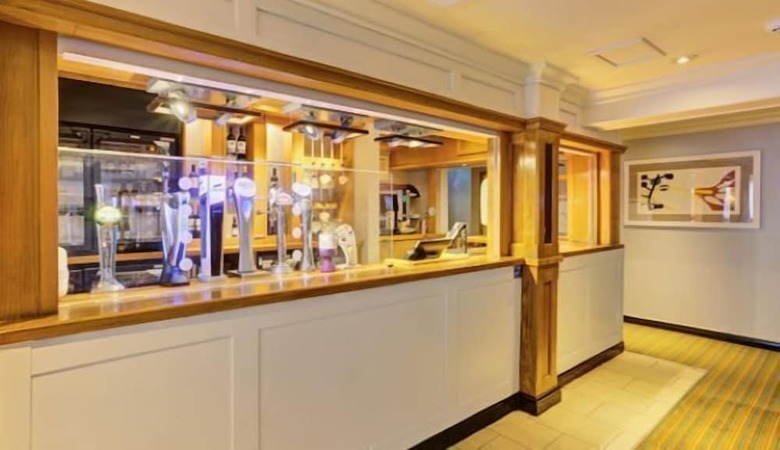 Hotel Premier Inn London Putney Bridge