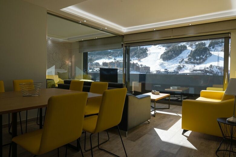 Apartamentos The Mirror & Spa By Elegant Residences