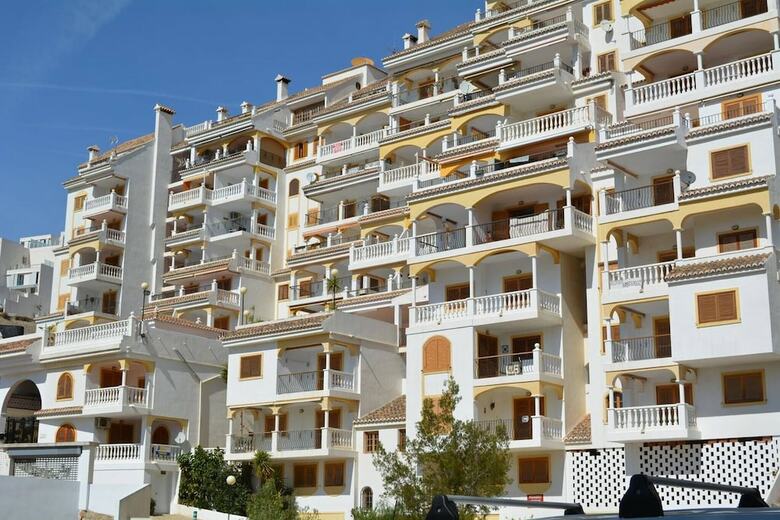 Apartment With Panoramic Frontal Sea Views