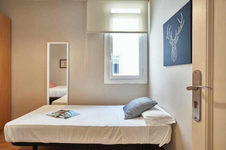 Bebarceloner Eixample Apartments