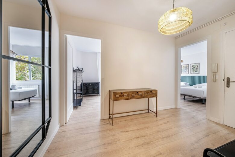 Bebarceloner Eixample Apartments