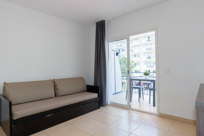 Apartamentos Centric Rentalmar