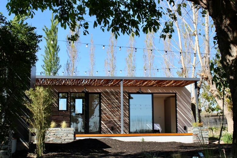 Lodwine Lodge Apartments
