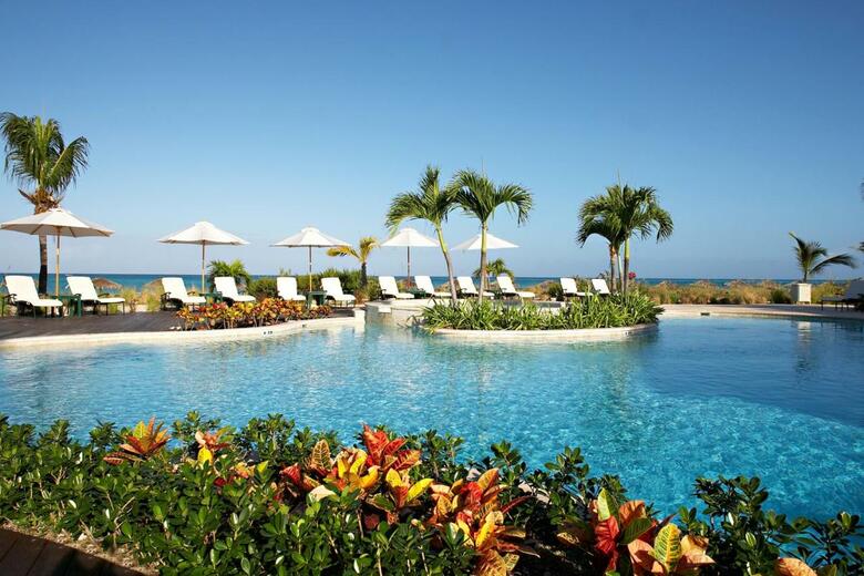 Hotel The Sands At Grace Bay