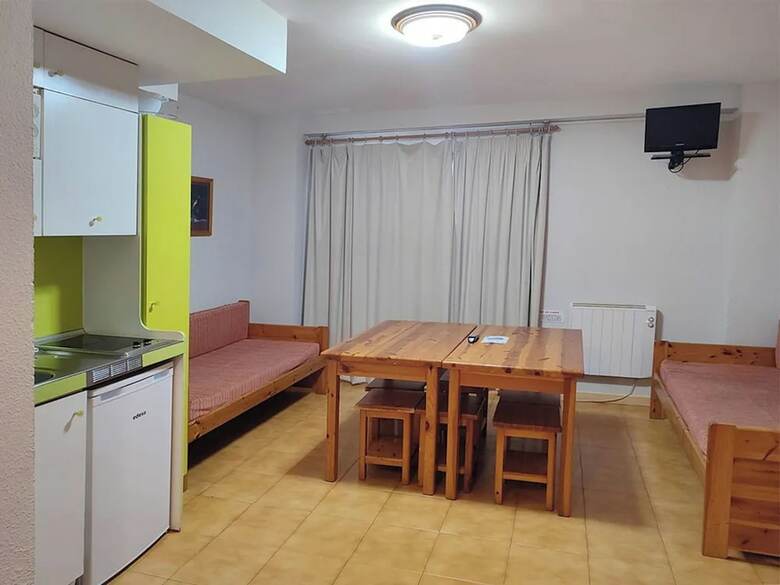 Apartamentos Midi 3000