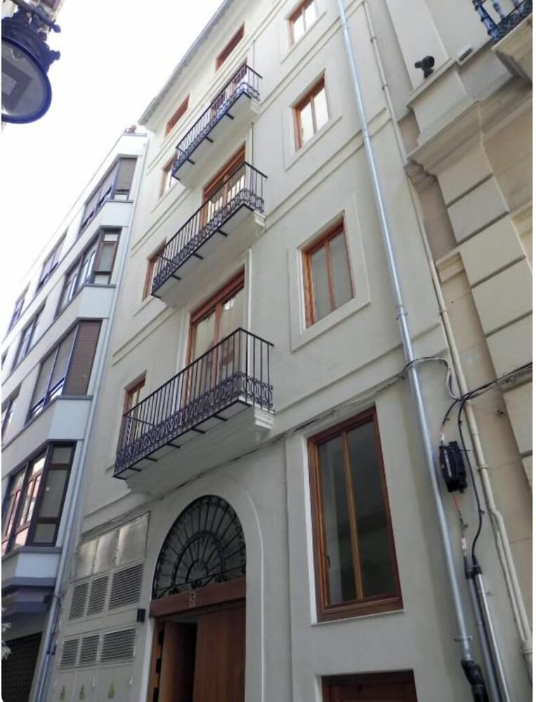 Apartamentos Catalina Suites Downtown Valencia