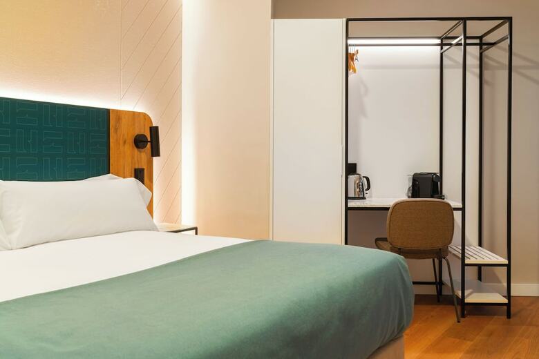 Hotel Limehome Benidorm Calle Major