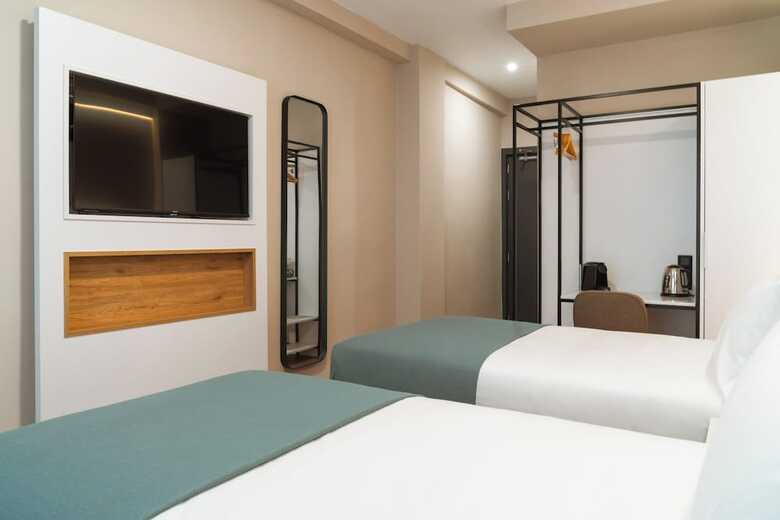 Hotel Limehome Benidorm Calle Major