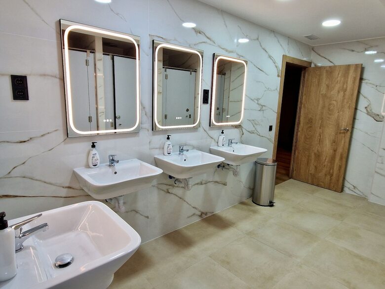 Hostal Velvet Hostel Business