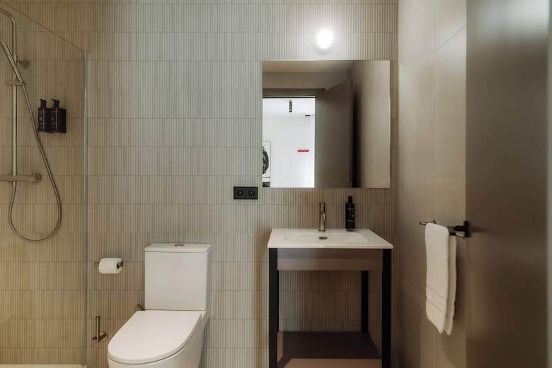 Hotel Design Suites By Olala Homes