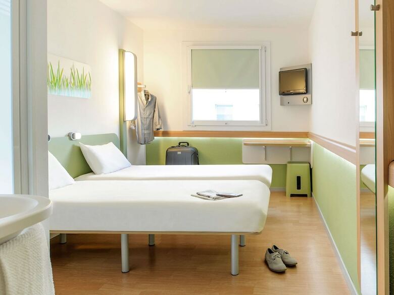 Hotel Ibis Budget Cambori�