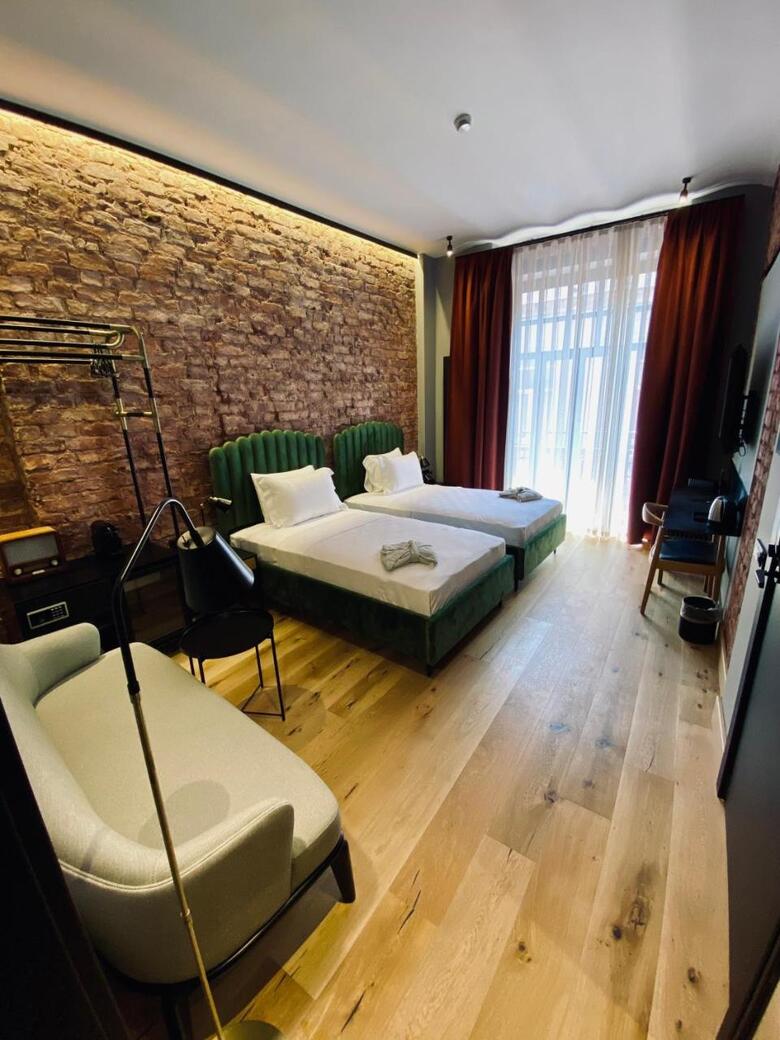 Ruz Hotels