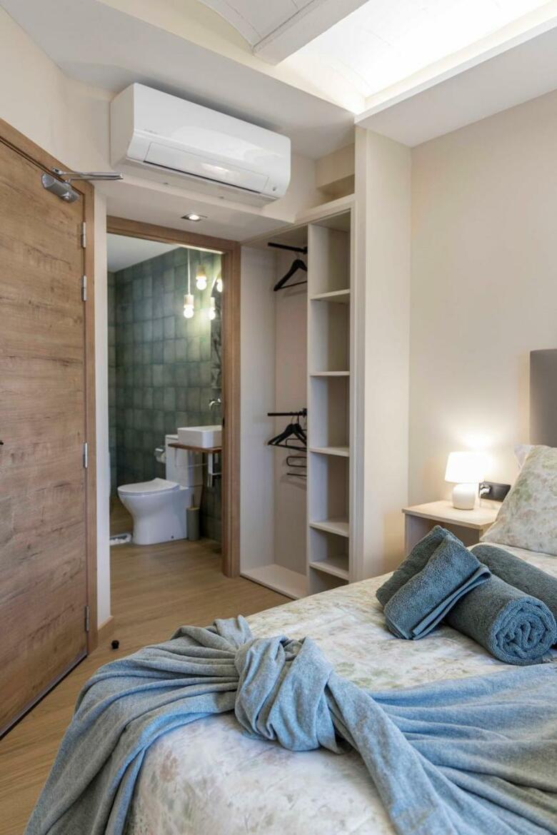 Hostal Portal Fosc Suites