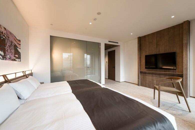 Cinqs Hotel