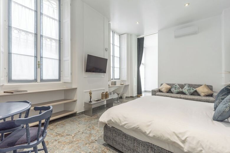 Posada Duomo Smart Suites