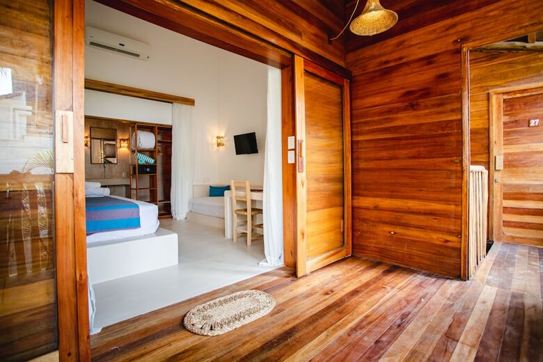 Caf� Jeri Hotel - Adults Only