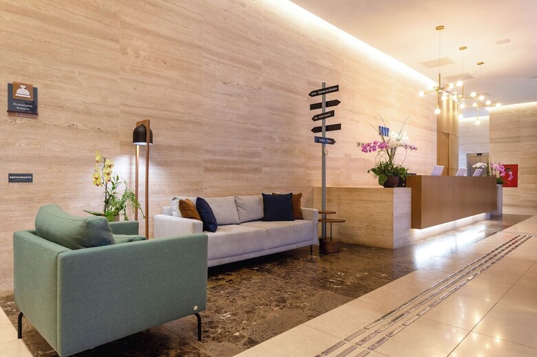 Hotel TRYP By Wyndham Bras�lia Na��es