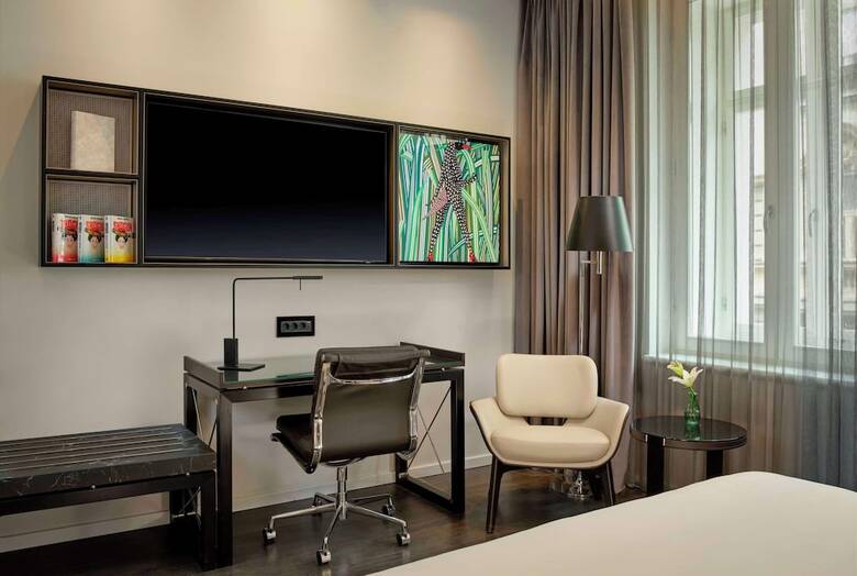 Art?otel Zagreb Powered By Radisson Hotels