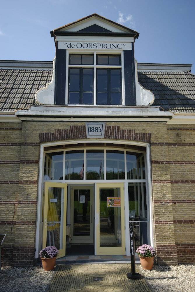 Hotel De Oorsprong