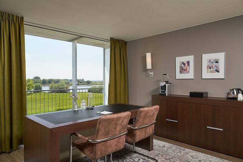 Van Der Valk Hotel Ara