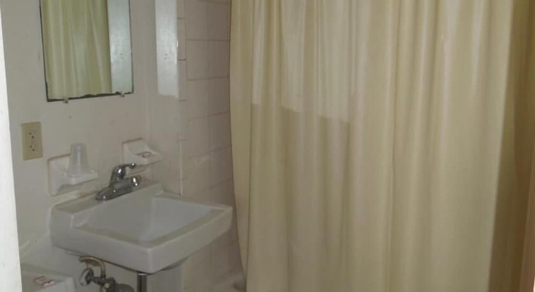 Lee's Motel