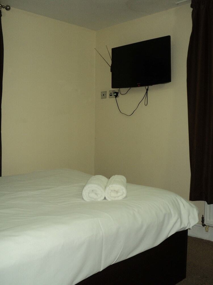 New Globe Hotel