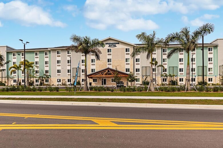 Hotel Woodspring Suites Naples East