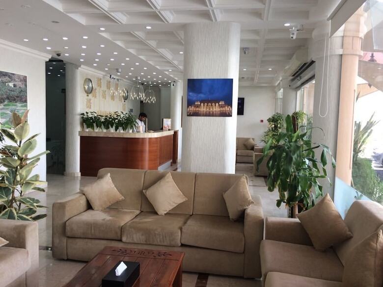 Oman Palm Hotel Suites