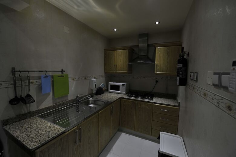Oman Palm Hotel Suites