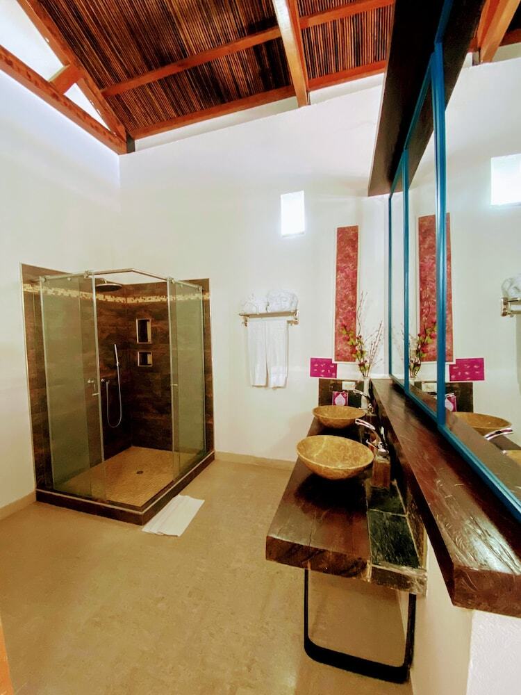 Casa De Leda, A Kali Hotel