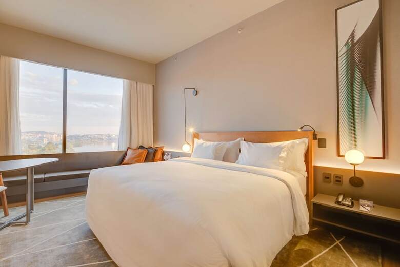 Hotel Doubletree By Hilton Porto Alegre