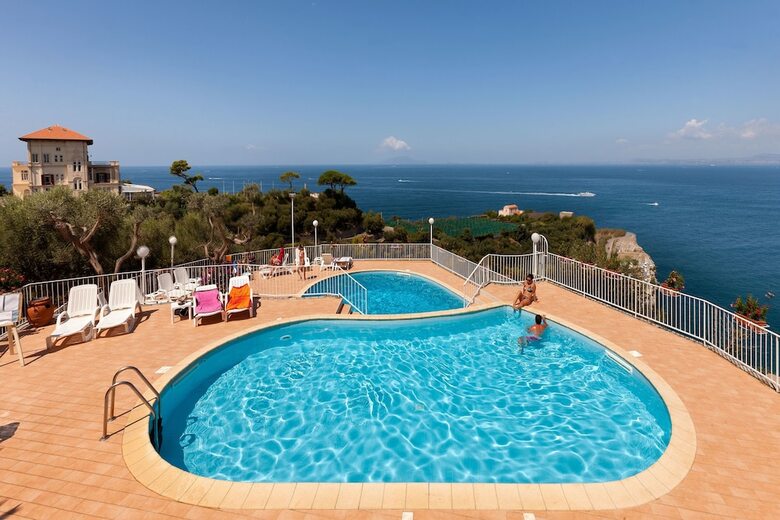 Residencia Villaggio Villa Lubrense